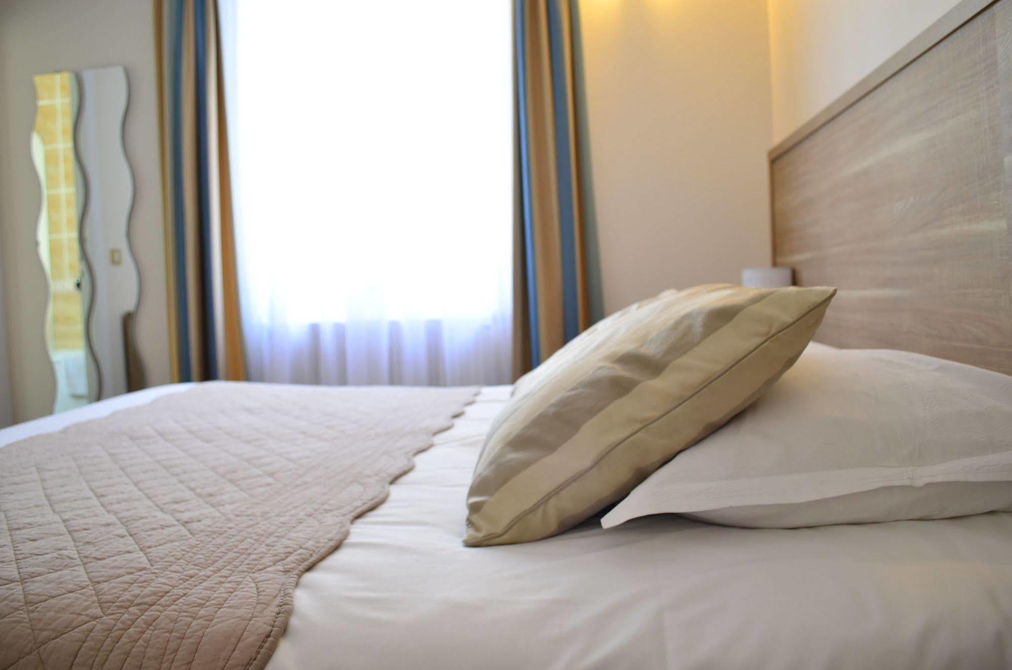 Hotel Elizabeth - Intra Muros Saint-Malo Zewnętrze zdjęcie