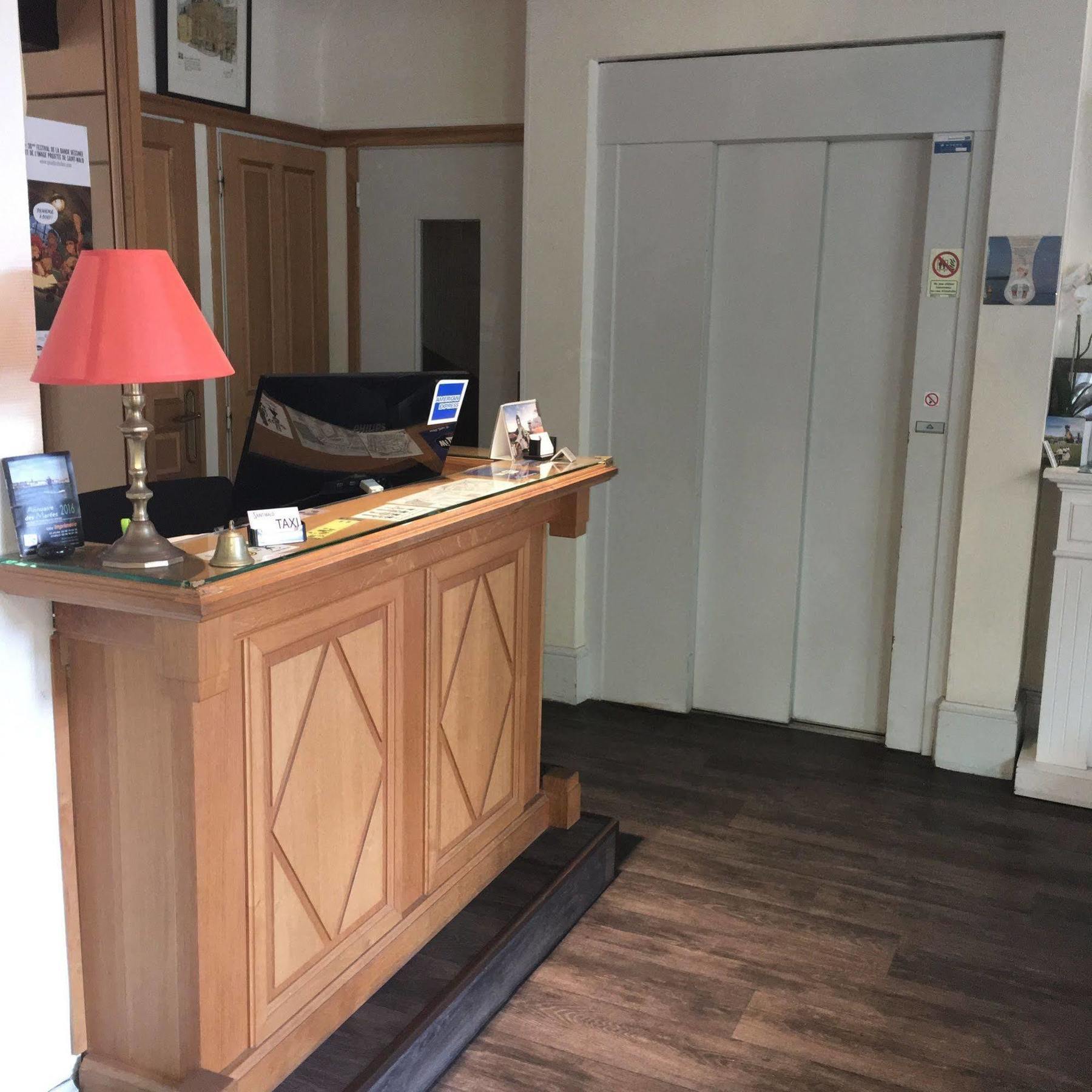 Hotel Elizabeth - Intra Muros Saint-Malo Zewnętrze zdjęcie